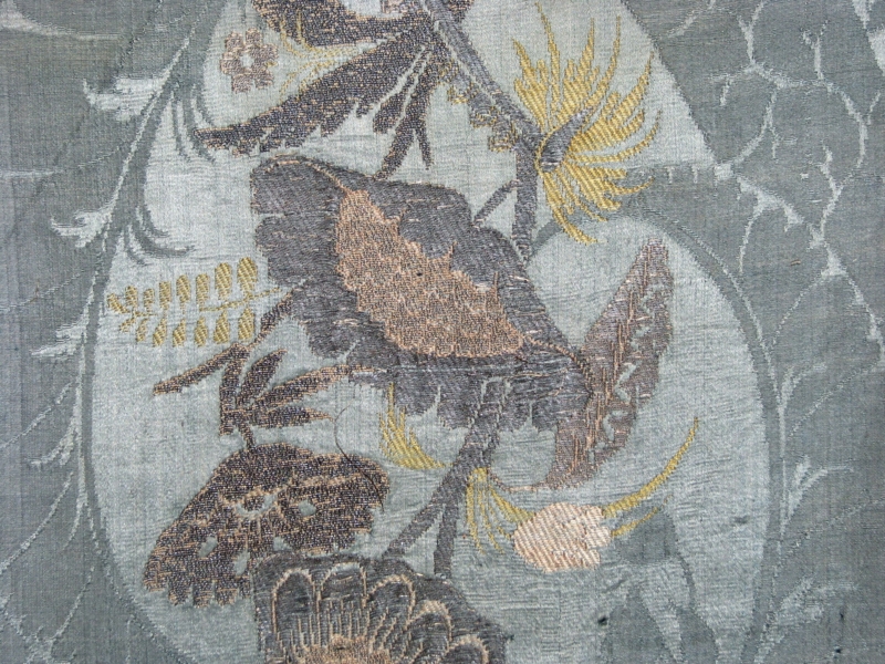 F04-1601